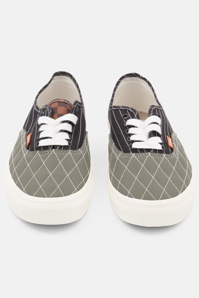 VANS أحذية رياضية مغلقة من الأمام للنساء، مزودة بأربطة، زيتوني - Image 2